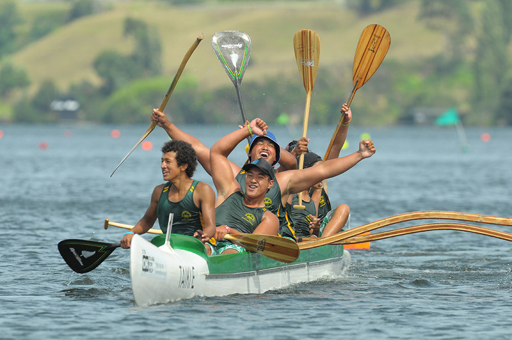 Men's Waka Ama team