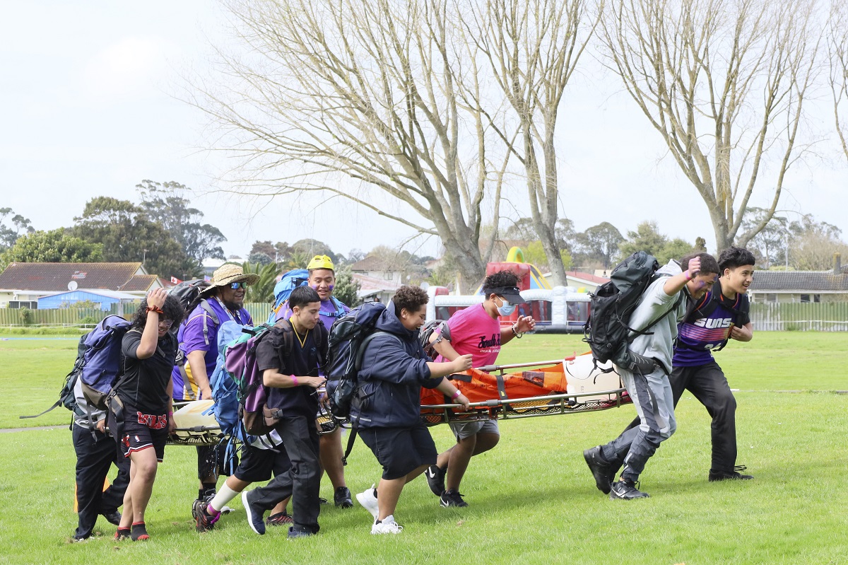 Group of young people at Auckland’s Māngere College 'Have a Go' day