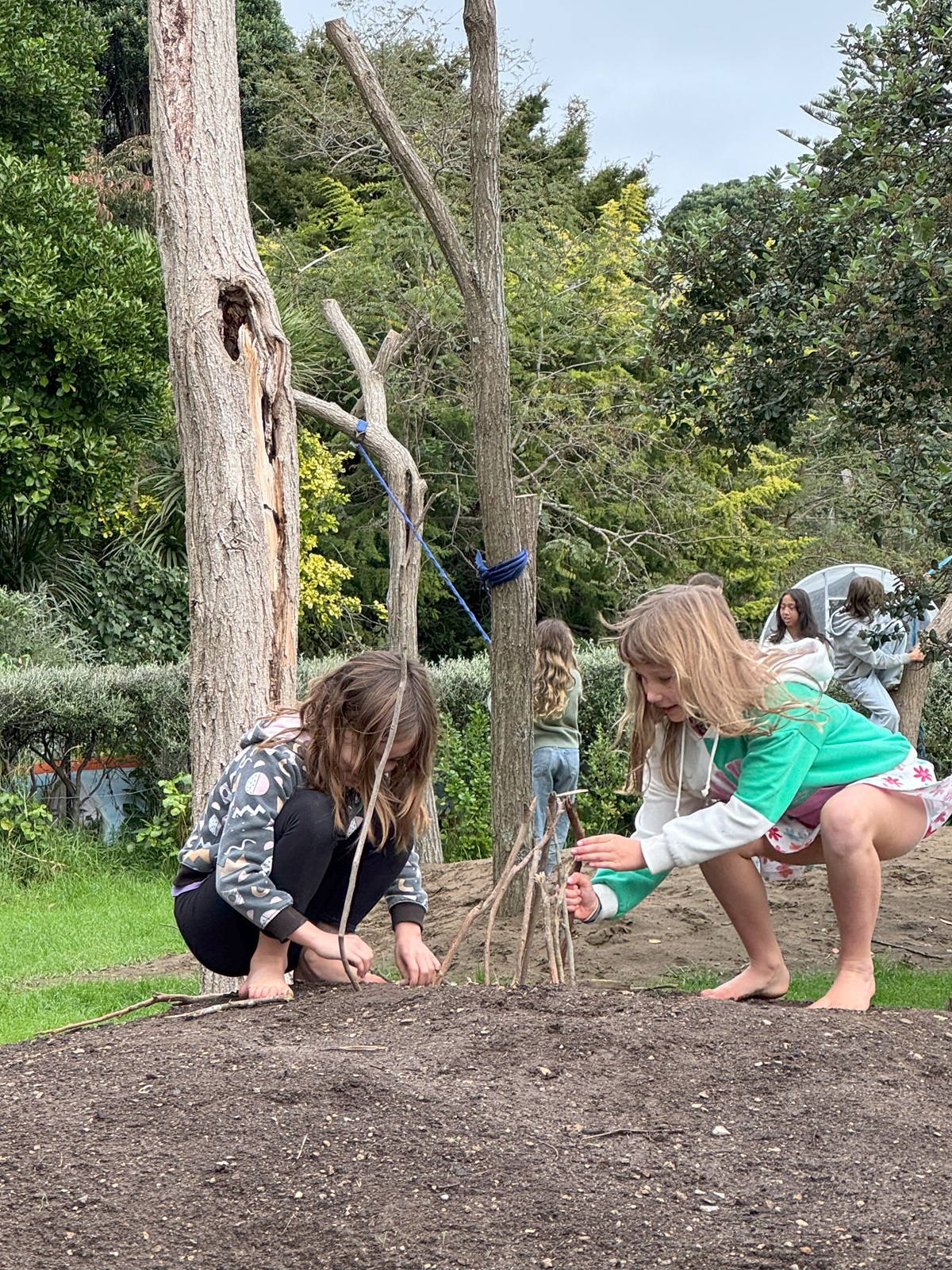 Ākonga at Paekākāriki School during breaktime.